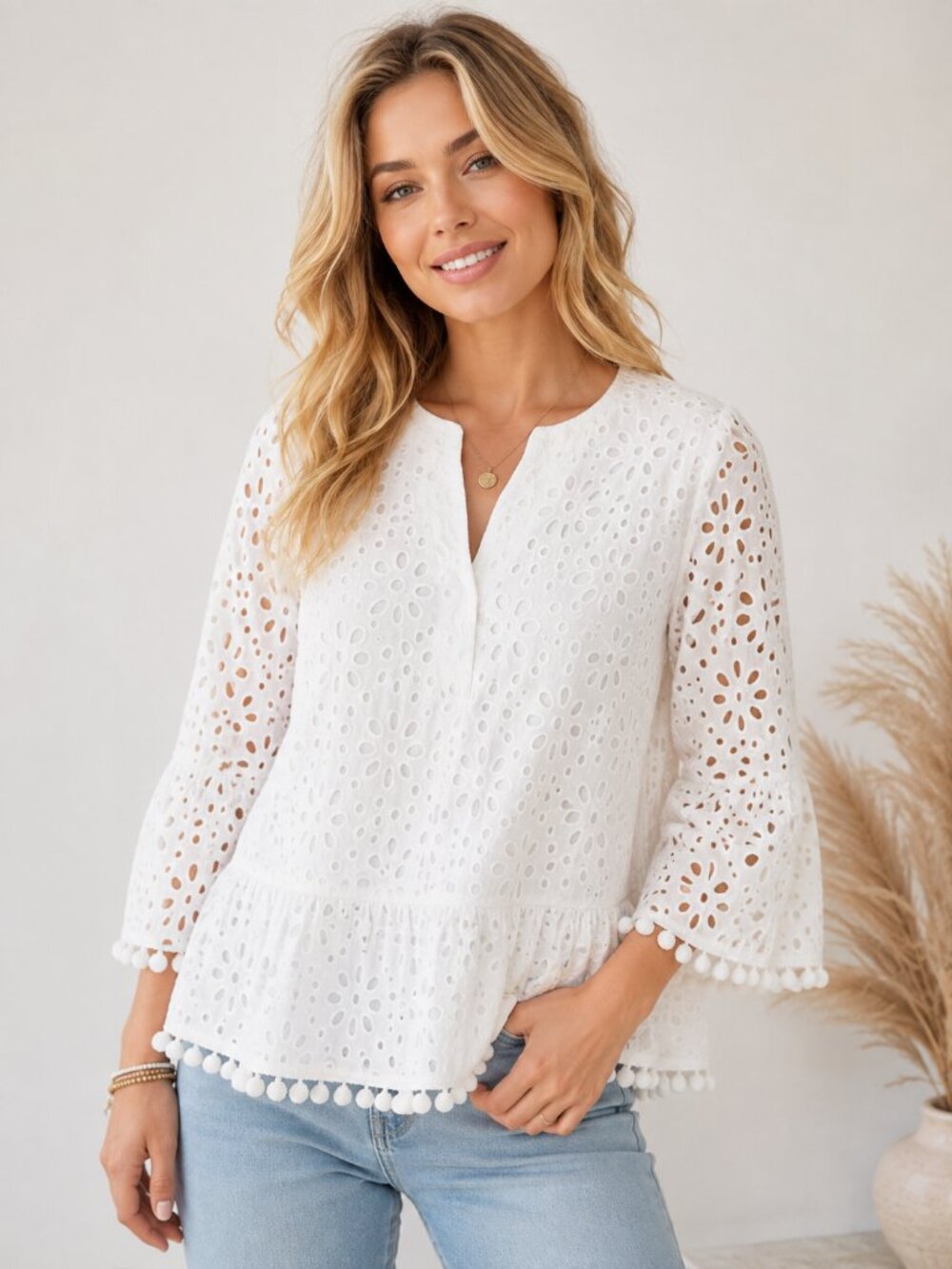 Lilly Pulitzer Bekah White Eyelet Peplum Pom Pom 3/4 Sleeve Top Size M